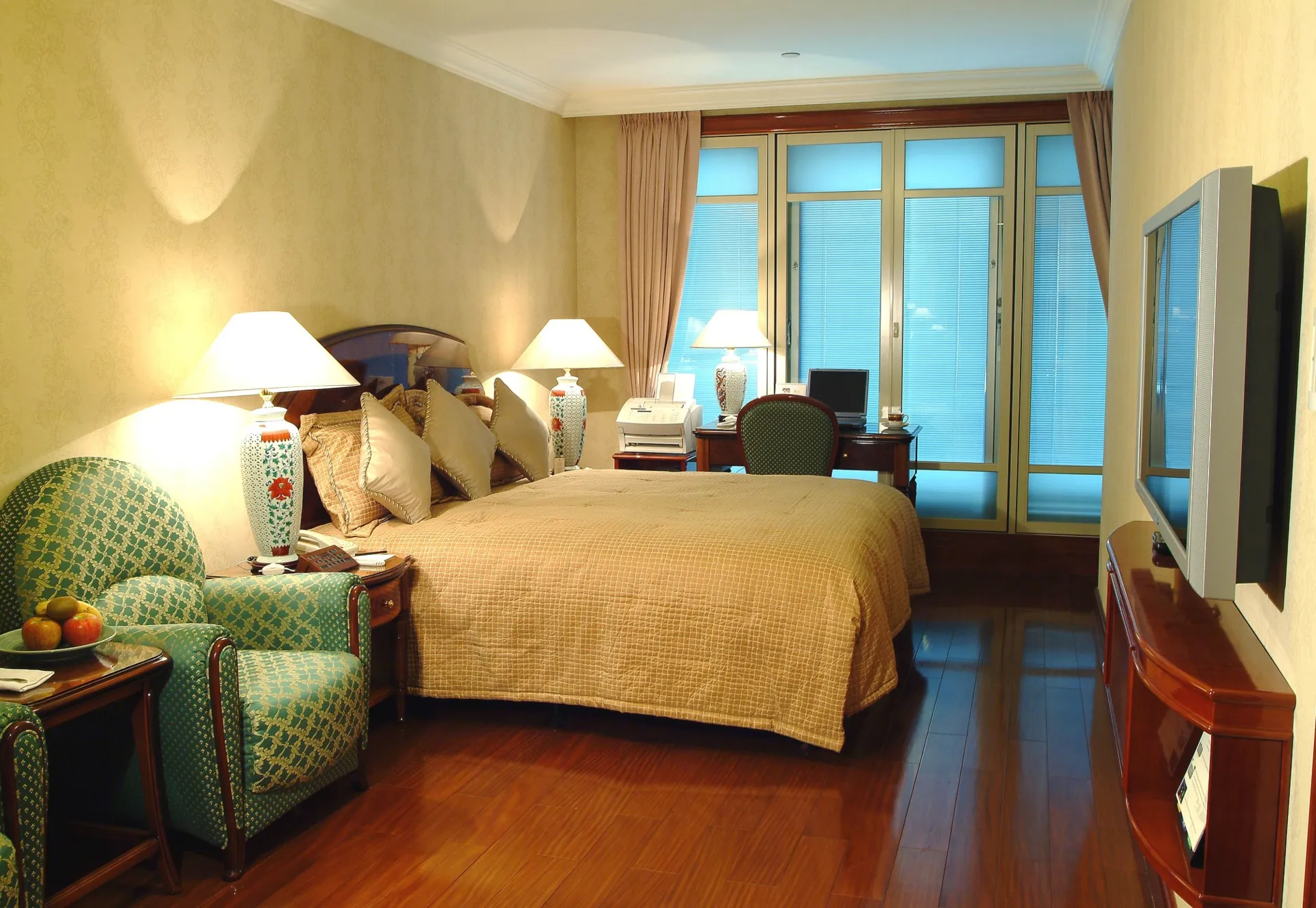 台北長榮桂冠酒店高級客房,太平洋SOGO,太平洋崇光百貨